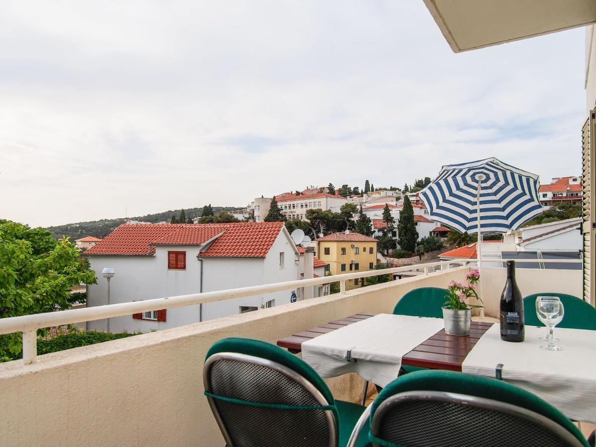 Apartments Dirk Đảo Hvar Ngoại thất bức ảnh