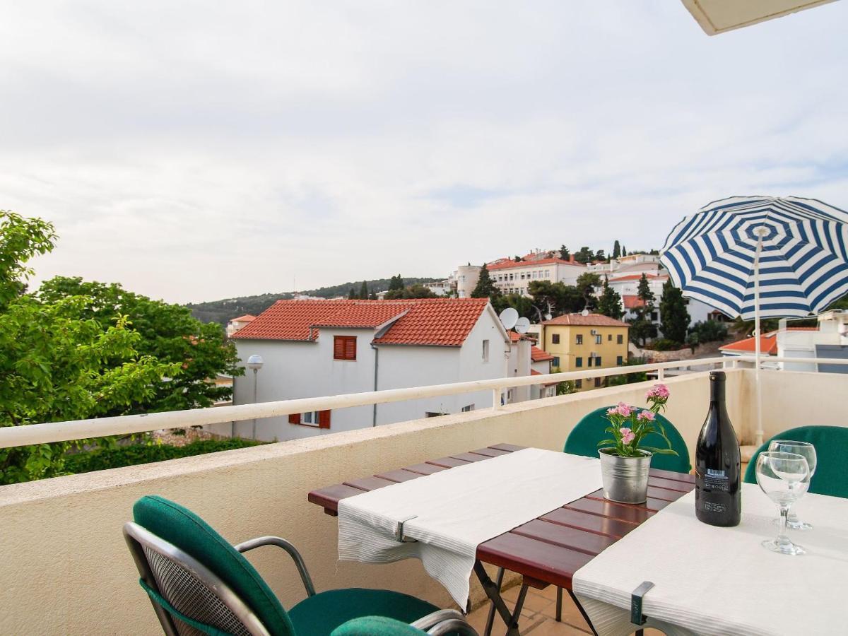 Apartments Dirk Đảo Hvar Ngoại thất bức ảnh